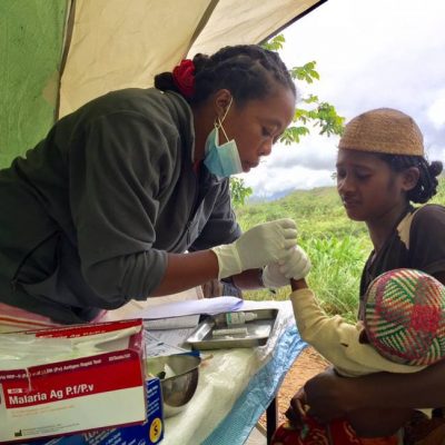 CVB's community health team visits 20 villages around #Ranomafana National Park, providing them with free healthcare services and especially helping to diagnose and treat malaria. Photo courtesy of Centre ValBio's Facebook page.